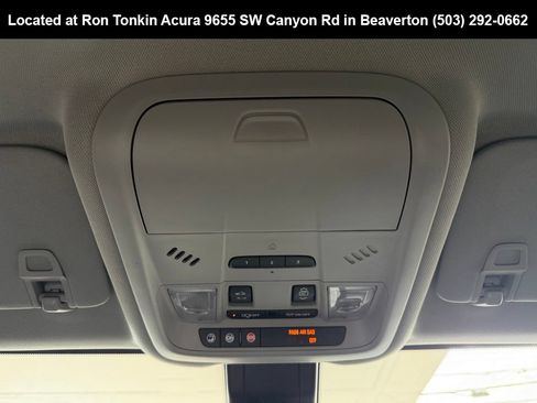 Used 2018 Chevrolet Equinox Premier AWD/4WD image 28