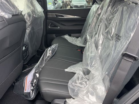 New 2026 INFINITI QX60 Luxe w/ Cargo Package image 12