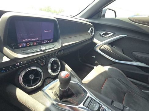Used 2022 Chevrolet Camaro ZL1 RWD image 24