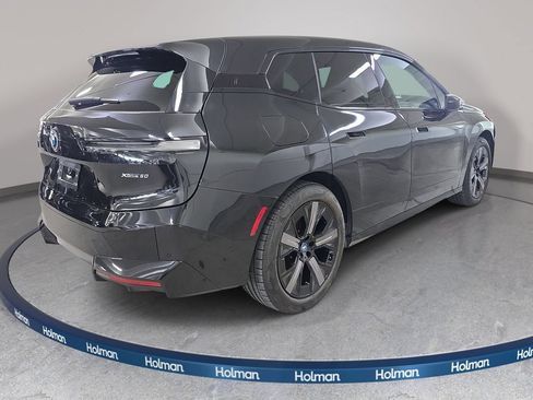 Used 2024 BMW iX xDrive50 w/ Premium Package AWD/4WD image 7