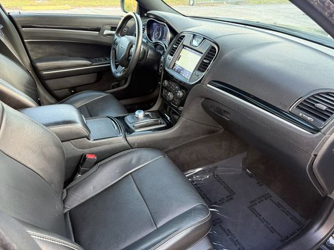 Used 2020 Chrysler 300 S w/ 300S Premium Group image 36