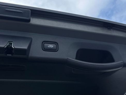 Used 2025 Hyundai Tucson SEL FWD image 23