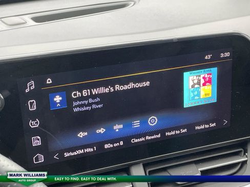 Used 2024 Chevrolet Trax RS image 21