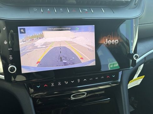 New 2026 Jeep Grand Cherokee Limited image 42