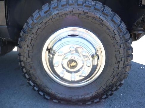 Used 2018 Chevrolet Silverado 3500 High Country w/ Duramax Plus Package AWD/4WD image 16