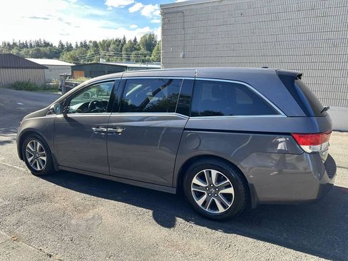 Used 2015 Honda Odyssey Touring image 7
