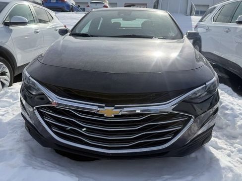 Used 2024 Chevrolet Malibu LT image 1