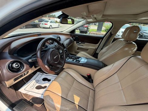Used 2013 Jaguar XJ L Portfolio AWD/4WD image 12