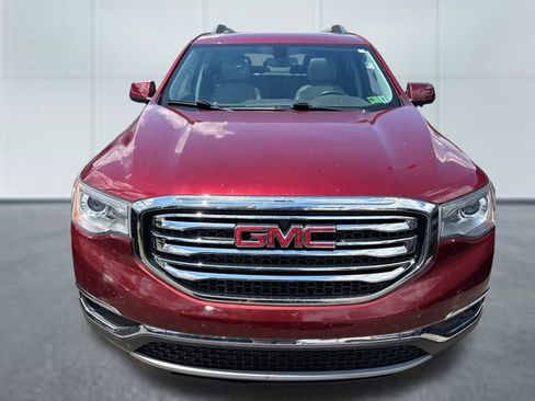 Used 2018 GMC Acadia SLT w/ LPO, Floor Liner Package FWD image 6