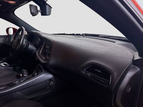 Used 2022 Dodge Challenger R/T w/ Blacktop Package image 28