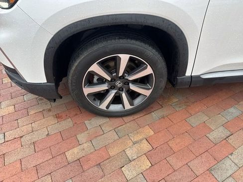 Certified 2023 Honda Pilot Elite image 2