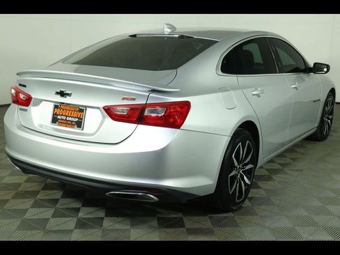 Used 2022 Chevrolet Malibu RS FWD image 15