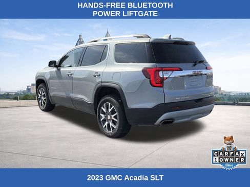 Used 2023 GMC Acadia SLT image 3