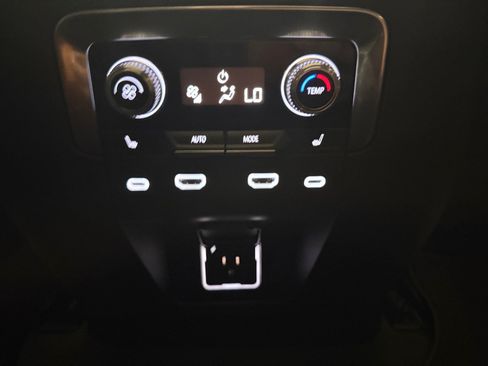 Used 2024 GMC Yukon XL Denali w/ Advanced Technology Package RWD image 41