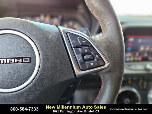 Used 2022 Chevrolet Camaro ZL1 image 23
