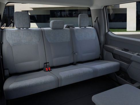 New 2026 Ford F250 XLT w/ FX4 Off-Road Package image 11