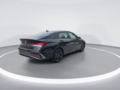New 2026 Hyundai Elantra Sport FWD image 8