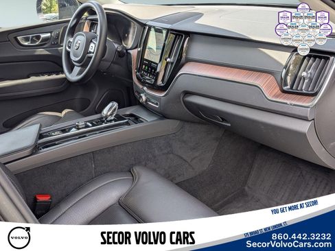 Used 2023 Volvo XC60 B5 Ultimate AWD/4WD image 28