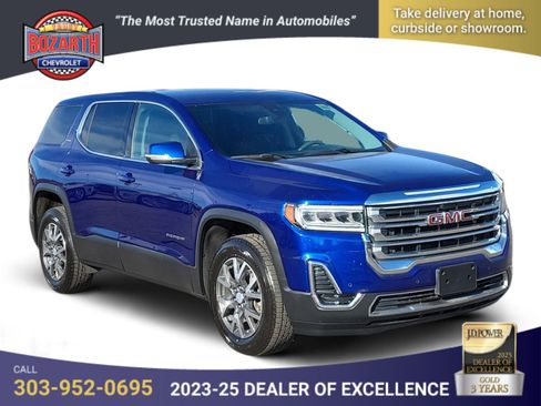 Used 2023 GMC Acadia SLE w/ LPO, Floor Liner Package image 1