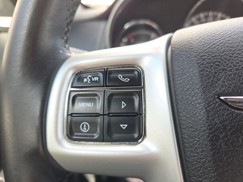 Used 2013 Chrysler 200 Limited FWD image 26