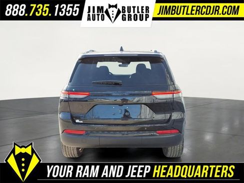 New 2025 Jeep Grand Cherokee Altitude AWD/4WD image 4