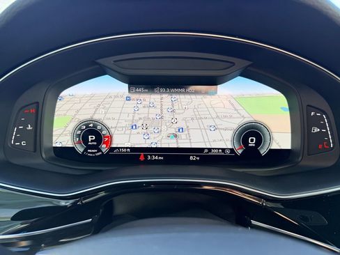 Used 2021 Audi Q8 Premium Plus w/ Premium Plus Package image 32