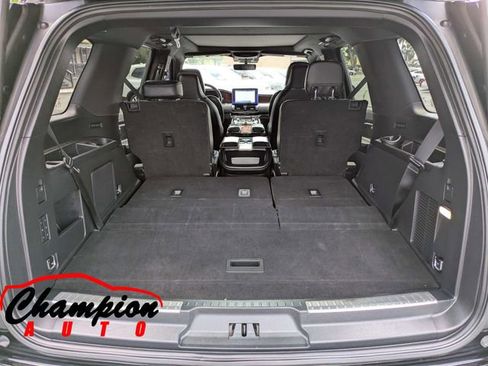 Used 2018 Lincoln Navigator Reserve w/ Technology Package AWD/4WD image 15