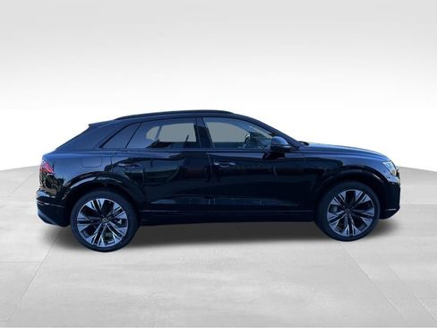 New 2025 Audi Q8 Premium image 3