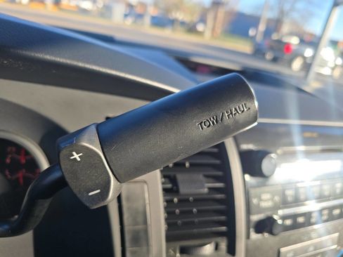 Used 2012 Toyota Tundra 4x4 Double Cab w/ Tow Pkg image 33