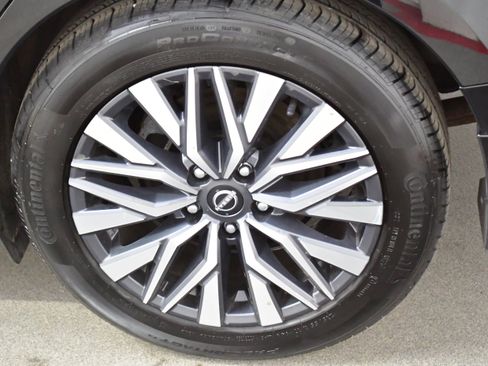 Used 2025 Nissan Altima 2.5 SV FWD image 33