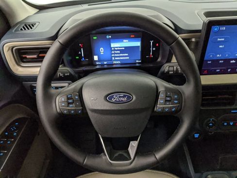 New 2026 Ford Maverick Lariat image 16