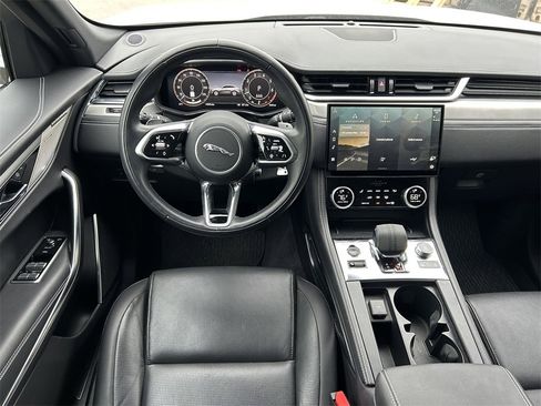 Used 2024 Jaguar F-PACE R-Dynamic S image 16