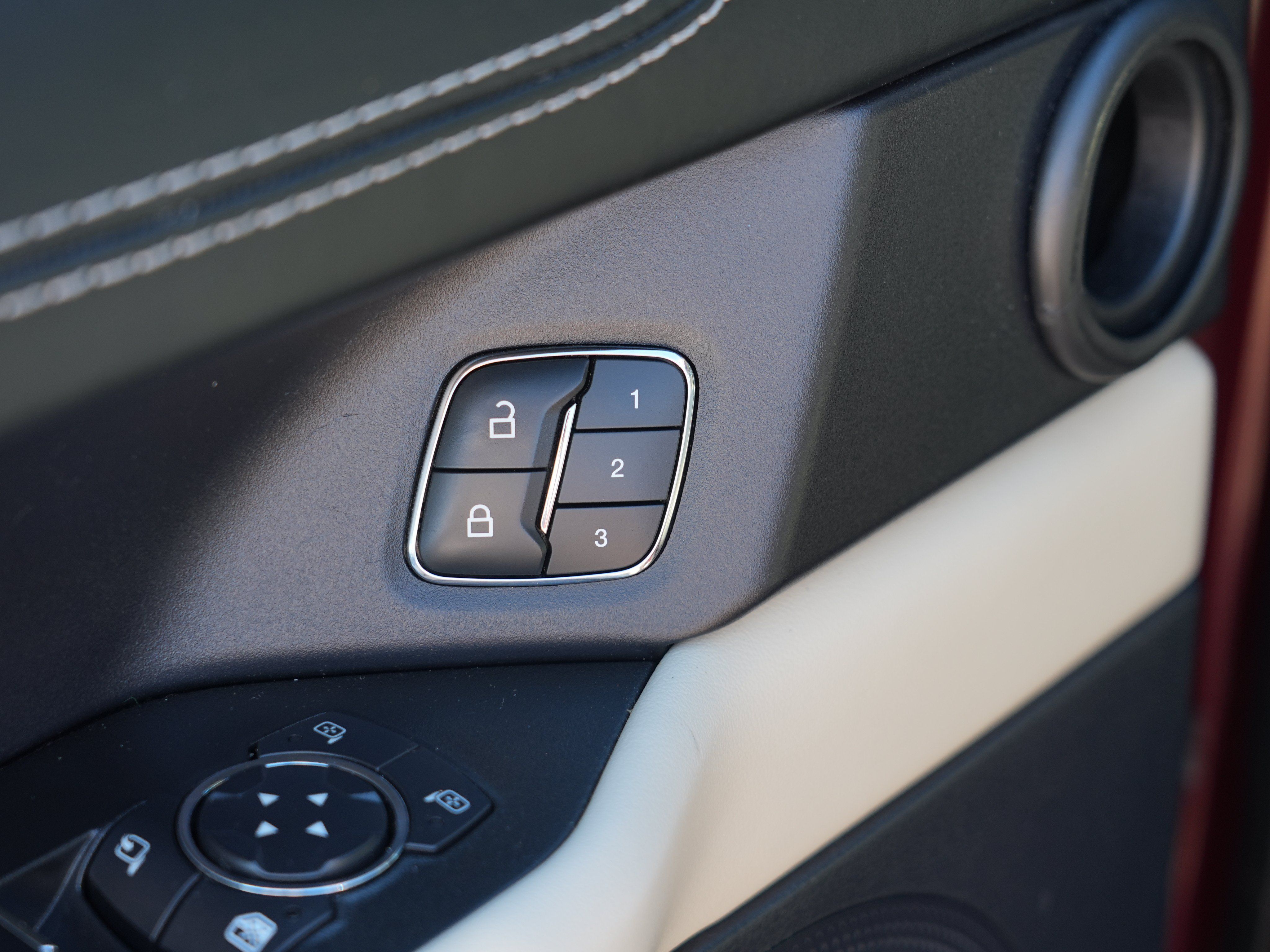 Used 2020 Ford Expedition Platinum AWD/4WD image 16