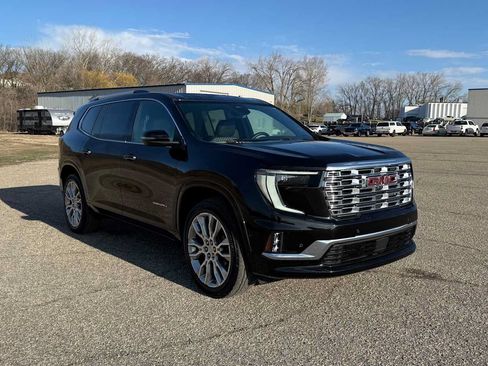 Used 2024 GMC Acadia Denali w/ Super Cruise Package AWD/4WD image 2
