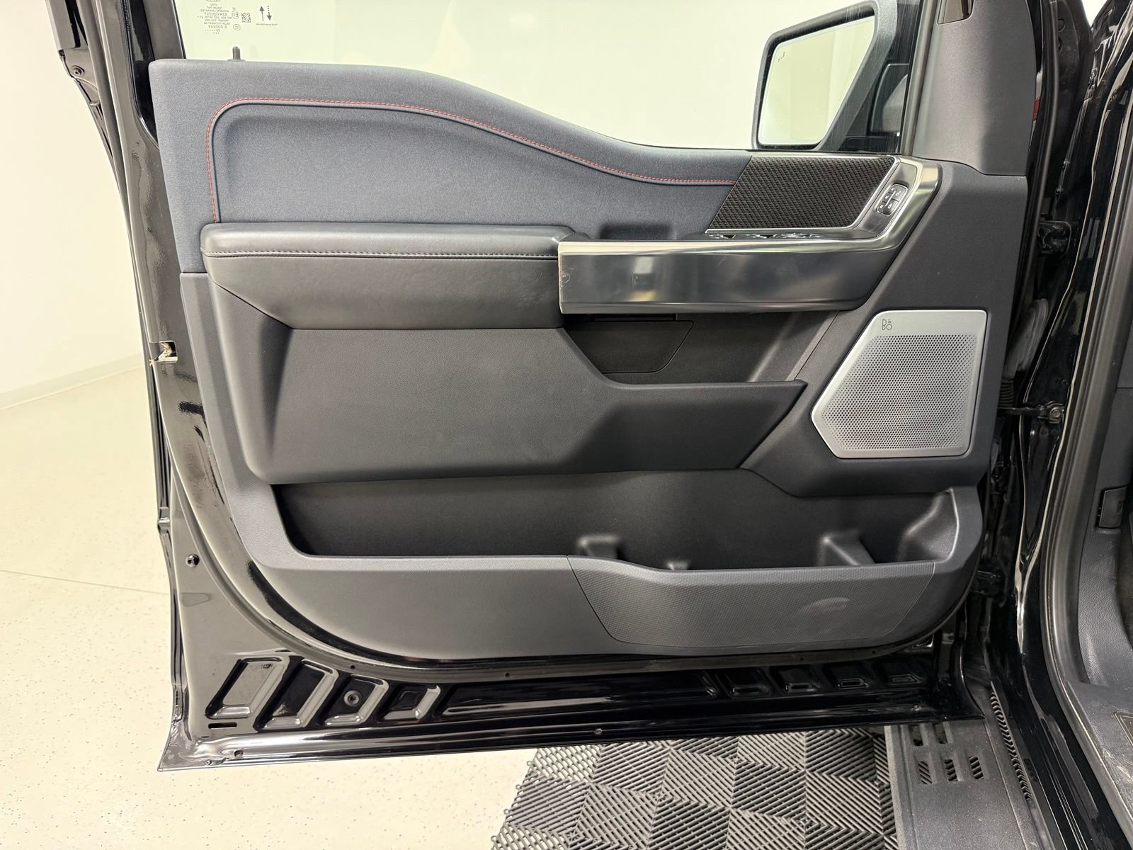 Used 2022 Ford F150 Raptor w/ Raptor 37 Performance Package AWD/4WD image 12