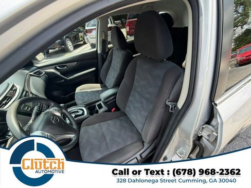 Used 2016 Nissan Rogue S FWD image 9