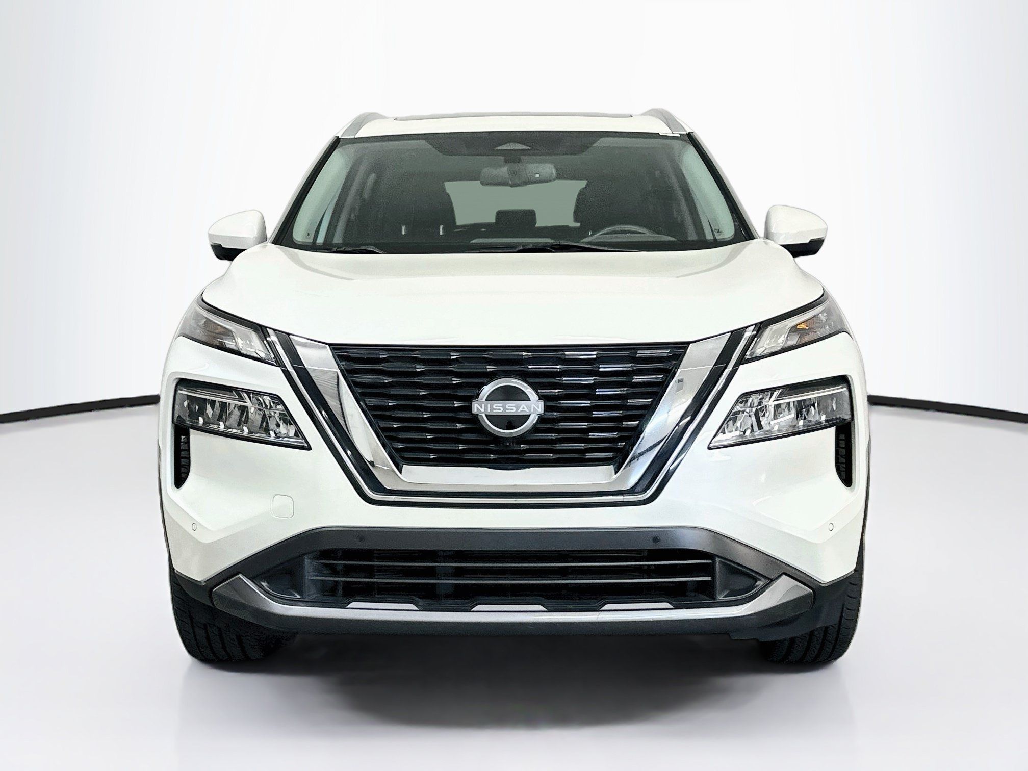 Used 2023 Nissan Rogue SL w/ SL Premium Package AWD/4WD image 2