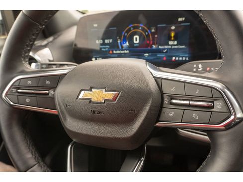 Used 2026 Chevrolet Equinox LT FWD image 27