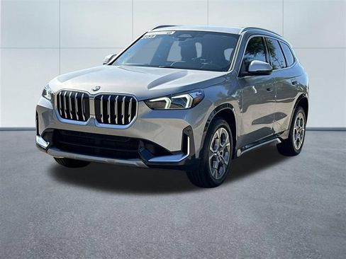 Used 2023 BMW X1 xDrive28i w/ Convenience Package AWD/4WD image 9