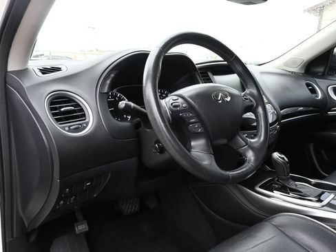 Used 2019 INFINITI QX60 Luxe w/ Essential Package FWD image 16