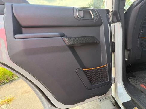 Used 2024 Ford Bronco Badlands AWD/4WD image 15