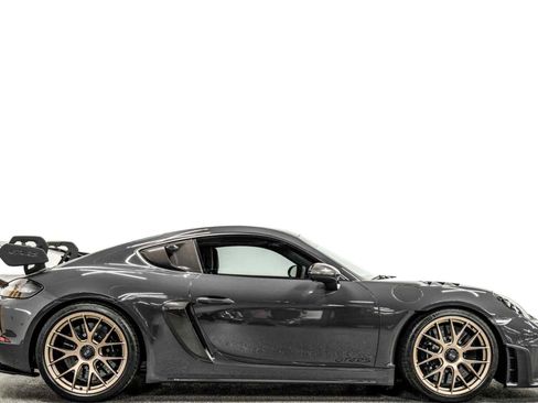 Used 2023 Porsche 718 Cayman GT4 RS image 2