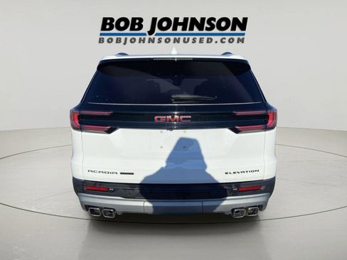 Used 2025 GMC Acadia Elevation image 12