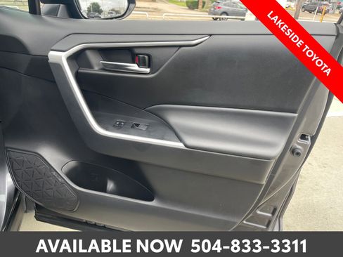 Used 2024 Toyota RAV4 XLE FWD image 17