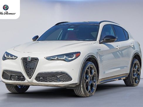 New 2025 Alfa Romeo Stelvio Sprint w/ Veloce Package image 7