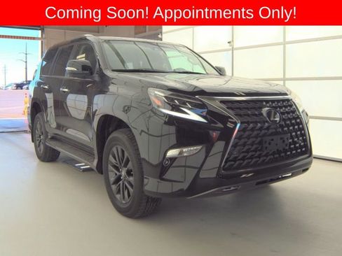 Used 2023 Lexus GX 460 Premium w/ Premium Package image 4