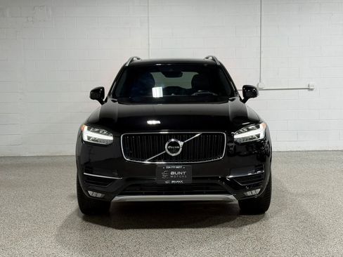 Used 2017 Volvo XC90 T6 Momentum w/ Vision Package image 3