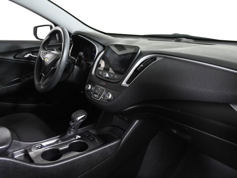 Used 2024 Chevrolet Malibu LS w/ Driver Confidence Package image 27