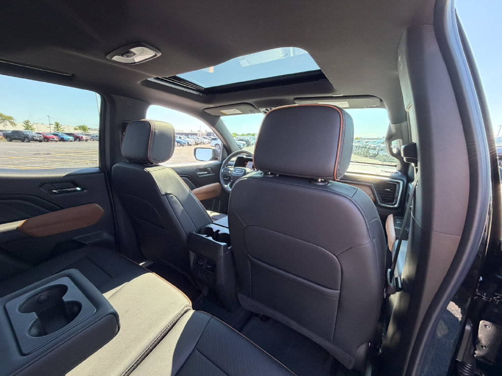 New 2026 GMC Canyon AT4 w/ Technology Plus Package AWD/4WD image 14