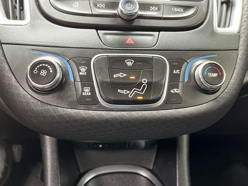 Used 2016 Chevrolet Malibu LT FWD image 20